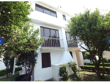 Casa en Venta en Metepec, Zona centro (377 m² de Terreno)