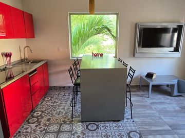 SE RENTA DEPARTAMENTO AMUEBLADO EN CANCUN SOLO ADULTOS 2 REC 2 BAÑOS SM 11 ZONA CENTRO