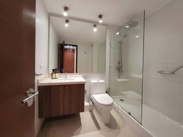 Depto 3D-2B-2E-1Bo en Venta Condominio El Parque 100, Vitacura. Vive la experiencia de un hogar superior.
