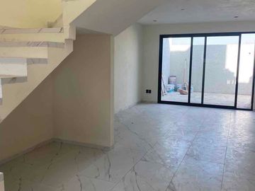 Casa nueva en residencial en san Mateo Atenco