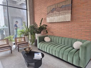 DEPARTAMENTO AMUEBLADO EN RENTA EN NACIONES UNIDAS!!!