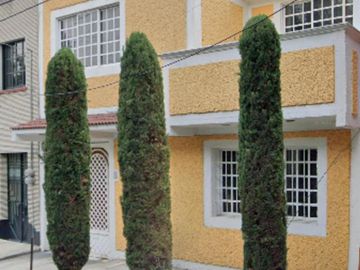 CASA EN REMATE BANCARIO  EN  SAN ALVARO, AZCAPOTZALCO,