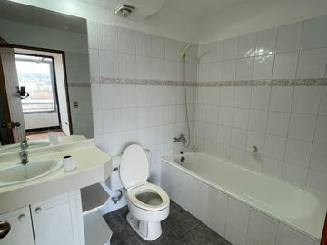 Arriendo Amplio Depto 4D3B Viña del Mar 11 norte próximo a Libertad