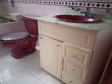 CASA EN LOMAS DE LA HACIENDA, LOPEZ MATEOS