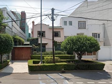 HERMOSA CASA EN REMATE BANCARIO, EN POLANCO IV SECC, MIGUEL HIDALGO,