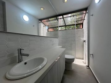 Casa en arriendo en Los Balsos, El Poblado