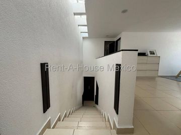 Departamento tipo dúplex en Renta en Punta Esmeralda – Corregidora, Querétaro