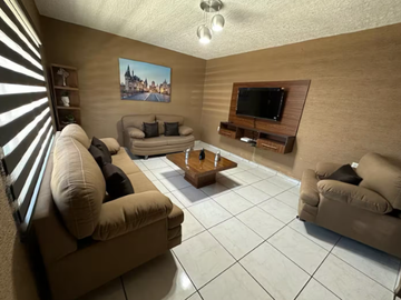 CASA EN VENTA EN LOMAS ESTRELLA IZTAPALAPA