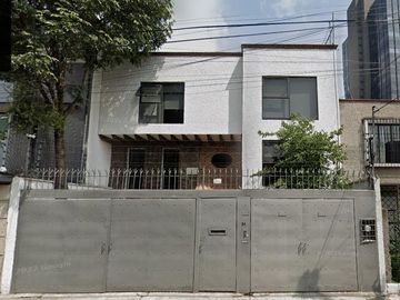 HERMOSA CASA EN ANZURES, MIGUEL HIDALGO EN REMATE