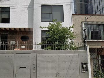 HERMOSA CASA EN ANZURES, MIGUEL HIDALGO EN REMATE