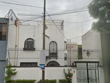 HERMOSA CASA EN REMATE EN LA  ROMA SUR, CUAUHTÉMOC
