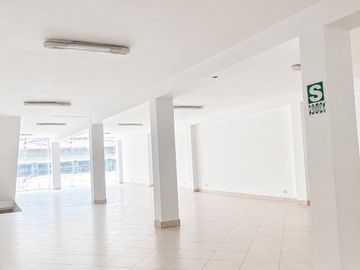 🏢 ALQUILER DE LOCAL COMERCIAL – MOYOBAMBA