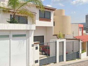 CASA EN VENTA EN MILENIO III, SANTIAGO DE QUERETARO, QUERETARO.