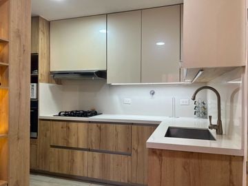 Apartamento Amoblado en Arriendo en Los Balsos, Poblado Medellín Antioquia