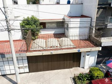 HERMOSA CASA EN POLANCO III SECC, MIGUEL HIDALGO EN REMATE!