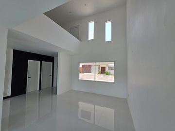 VENDO CASA EN FRACCIONAMIENTO PRIVADO EN MEDELLIN DE BRAVO