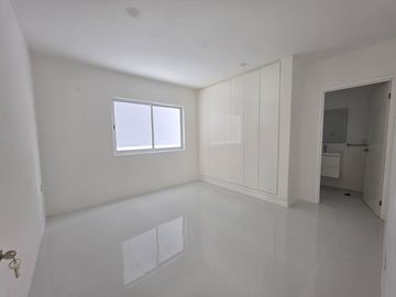 VENDO CASA EN FRACCIONAMIENTO PRIVADO EN MEDELLIN DE BRAVO