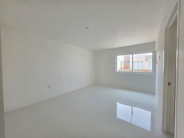 VENDO CASA EN FRACCIONAMIENTO PRIVADO EN MEDELLIN DE BRAVO