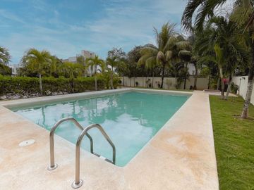 Terreno residencial dentro de comunidad privada, casa club con alberca, en venta, El Encuentro