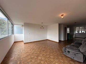 Apartamento en Arriendo en el Tesoro, Poblado Medellín Antioquia