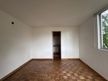 Apartamento en Arriendo en el Tesoro, Poblado Medellín Antioquia