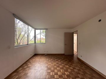 Apartamento en Arriendo en el Tesoro, Poblado Medellín Antioquia