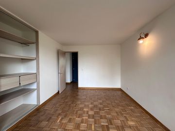 Apartamento en Arriendo en el Tesoro, Poblado Medellín Antioquia
