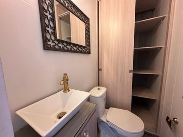 Apartamento en Arriendo en el Tesoro, Poblado Medellín Antioquia