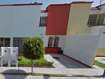 CASA EN VENTA EN CANDILES, QUERETARO.