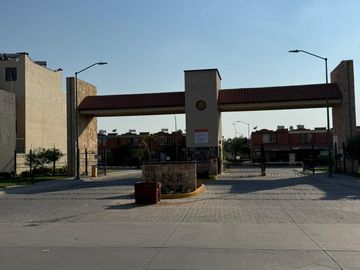 🏡 Departamento amueblado en Jardines del Río – ¡Renta $7,900 con mantenimiento!