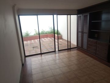 ARRIENDO CASA EN EL EL BARRIO LAS ARBOLEDAS - MONUMENTO A SAN SEBASTIAN DE BELACAZAR