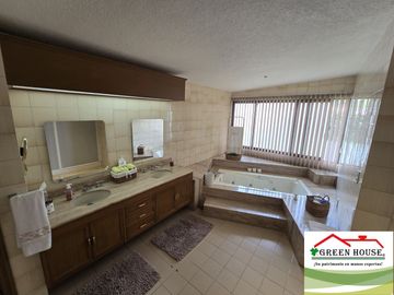GREEN HOUSE OFRECE EN VENTA, HERMOSA CASA EN PEDREGAL DE SAN FRANCISCO