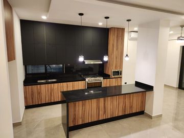 SE RENTA ESPLENDIDA RESIDENCIA EN CANCUN 4 REC, CTO SERVICIO, ALBERCA, CASA CLUB, ETC EN LAGOS DEL SOL