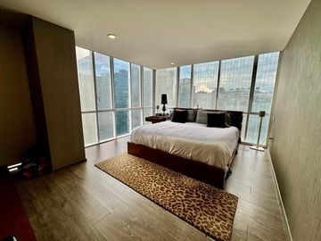 RENTA DE PENTHOUSE AMUEBLADO CON TERRAZA, TORRE RENOIR, AMPLIACION GRANADA
