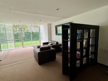 RENTA DE PENTHOUSE AMUEBLADO CON TERRAZA, TORRE RENOIR, AMPLIACION GRANADA