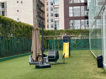RENTA DE PENTHOUSE AMUEBLADO CON TERRAZA, TORRE RENOIR, AMPLIACION GRANADA