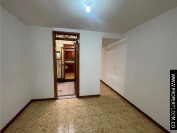 Casa en Arriendo Loma del Indio Medellín