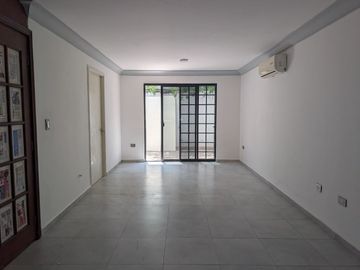 CASA EN RETNA EN LA FLORIDA ZONA TEC MONTERREY