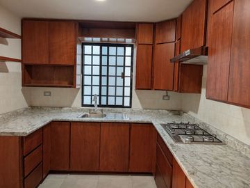 CASA EN RETNA EN LA FLORIDA ZONA TEC MONTERREY