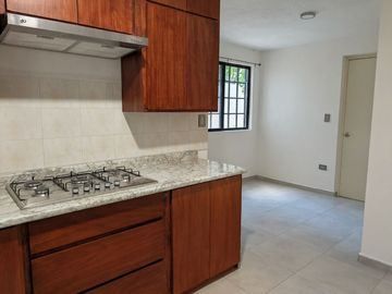 CASA EN RETNA EN LA FLORIDA ZONA TEC MONTERREY