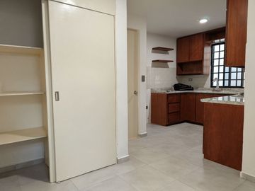 CASA EN RETNA EN LA FLORIDA ZONA TEC MONTERREY