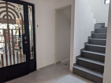 CASA EN RETNA EN LA FLORIDA ZONA TEC MONTERREY
