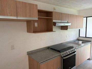 CASA EN RENTA EN FRACCIONAMIENTO ALTARA II