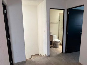 CASA EN RENTA EN FRACCIONAMIENTO ALTARA II