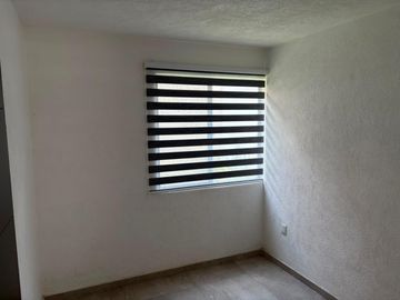 CASA EN RENTA EN FRACCIONAMIENTO ALTARA II