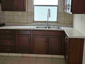 RENTA CASA FRACC VILLA VERGEL 1 SALTILLO COAH