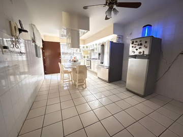 CASA EN VENTA | MONRAZ