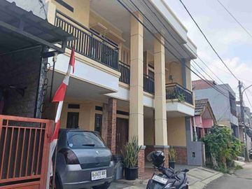 Dijual rumah megah perumahan pondok maharta pondok aren Tangerang selatan