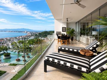 DEPARTAMENTO EN VENTA TORRE AVALON CONCHAS CHINAS PUERTO VALLARTA