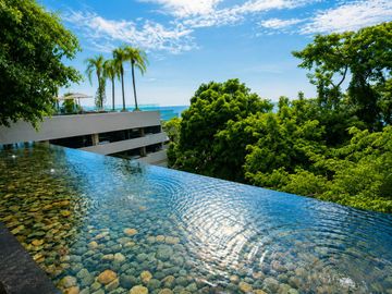 DEPARTAMENTO EN VENTA TORRE AVALON CONCHAS CHINAS PUERTO VALLARTA